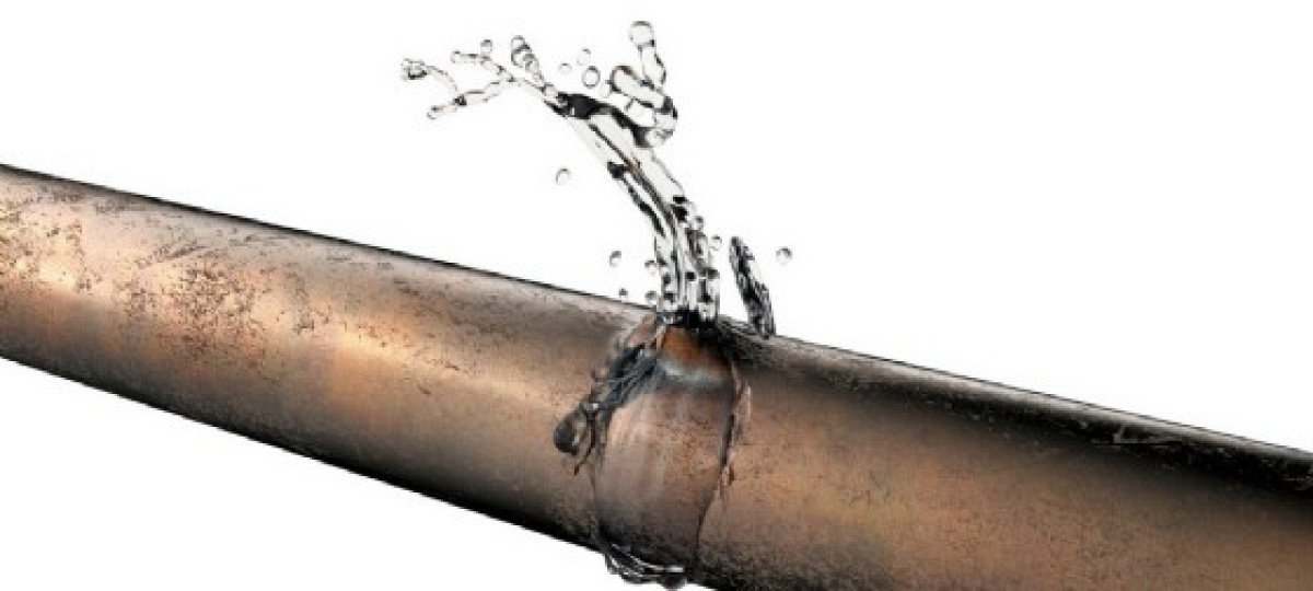 Infiltrazioni in un condominio a chi spettano le spese di ispezione